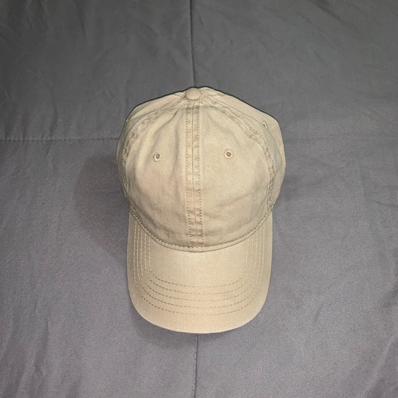 Basic hat. - Picture 1 of 3